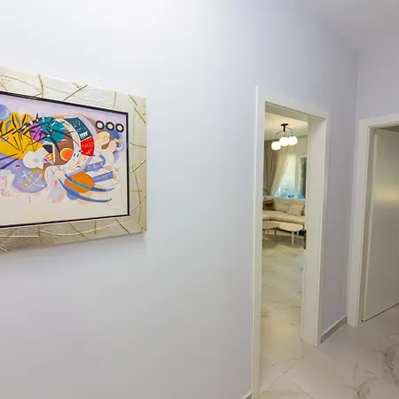 Luxury 2 Apartment *